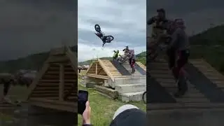 😲Всегда нужно думать о безопастности! #мотоцикл #enduro #shorts