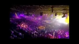 Laura Pausini - Surrender (Live in Paris 05)