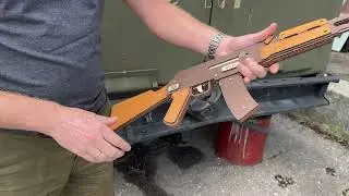 Автомат Калашникова из дерева. Игрушка для мальчика Калаш