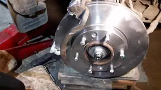 Замена передних тормозных дисков и колодок Hyundai H1 Grand Starex Часть 3