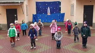 Флешмоб ко Дню космонавтики  Средняя группа 