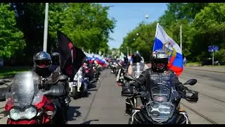 Zа Россию! Zа Победу! Zа Президента! Единороссы ЮВАО организовали авто- мотопробег в День России