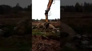 Демонтаж гидромолотом установленным на экскаватор-погрузчик