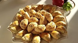 A simple and quick recipe for mini white cheese pies