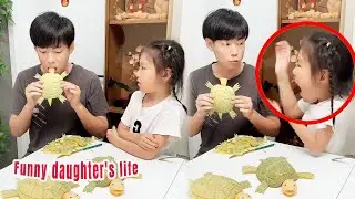 Didn’t my daughter ask me to eat it?#funny #cute #comedy