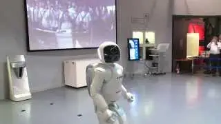 ASIMO gives its own tour at Tokyo museum