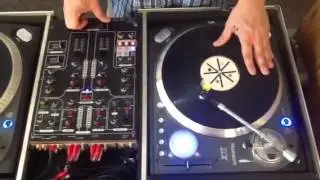 Baby Scratch How To (muffled sound)