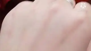 хихи хаха девочки ( мальчики ) сори за ужасный голос 🤡😿