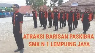 Atraksi Barisan Paskibra SMK N 1 Lempuing Jaya