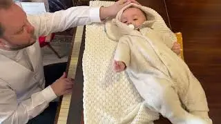 First Time My Baby Hears Chopin | Vinheteiro |