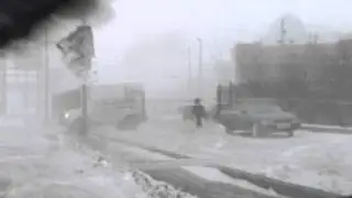 Шквальный ветер в Астане