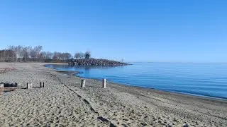 Канадські пляжі потроху відкриваються