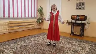 Корельская Надежда, р.н.п. "Тётушка Деленка" и р.н.п. "Валенки"
