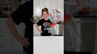 Halloween Boo Gift Idea! Giant Candy Lollipop with Dollar Tree Supplies #halloween #dollartree #gift