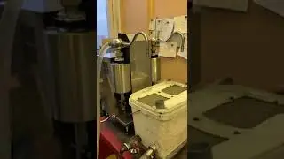 Установка розлива УД 2П с корпусом и клапанами из 316 нержавеющей стали