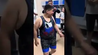 Танцующий борец примерил медаль Чемпиона Европы