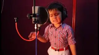 маленький   мальчик  спел песню  совсей душой 😊😘❤😎👍