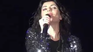 Giorgia Discorso su Napoli Senza Paura Tour Napoli Palapartenope Dicembre 2014