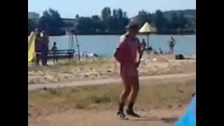 Дед зажигает под рамштайн!))) Дед классно танцует