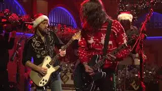 Foo Fighters Charlie Brown Xmas 2017