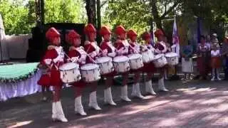 Михневские Барабанщицы на Дне поселка Михнево. 2015г.