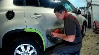 Volkswagen Tiguan door repair Volkswagen Tiguan Auto body repair.