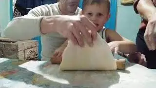 Даня калинар)) готовим рулеты с маком