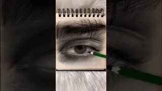 Normal EYE Or....? • Wait for it!! #shorts #realisticdrawing