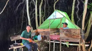 camping hujan deras semalaman bermalam dicabin di atas air tengah hutan, relaxing rain sound 