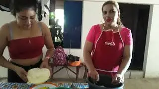 A PREPARAR UNOS ANTOJITOS EN ESTA TARDE; PASTELITOS RICOS