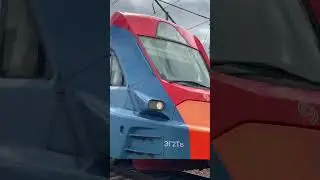 Иволга 1.0 ЭГ2Тв из Усово. Давно она мне не попадалась. Люблю её 🥰#trainspotting #train #spotting