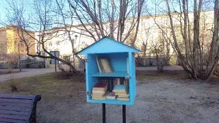 Прогулка в Мурманске в ясный и солнечный полярный день