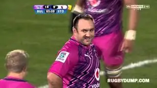 Willie Wepener big hit on Gio Aplon