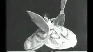 Serpentine Dance by Lina Esbrard (1902) by Alice Guy