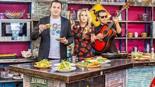 ЛАРИСА БАРАНОВА И МИХАИЛ ХИМАКОВ НА КУХНЕ ХОЛОСТЯКА! Салат 