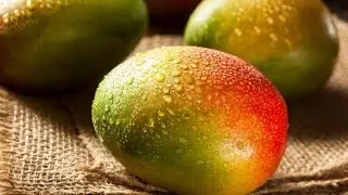 HomeHack: The BEST Way to Cut a Mango