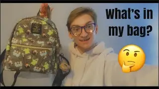 WHAT'S IN MY MINI BACKPACK?!