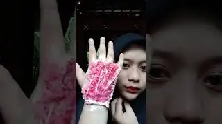 MAKE ZOMBIE HANDS FROM COTTON BUD