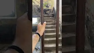 Пытаюсь проникнуть в заброшенную тюрьму 