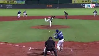 09/06 富邦 VS 台鋼 九局上，台鋼換上投手黃紹睿卻未能保住分數，王苡丞一壘安打持續擴大比分