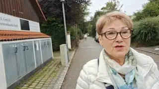 484...Приехала я поработать, но это работа для молодёжи.