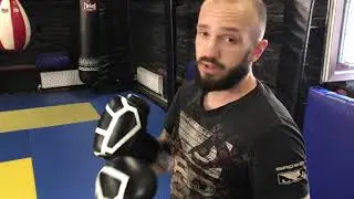 Обзор экипировки линейки «ALMAZ FIGHT TEAM». Боксерские перчатки и защита голени. Сергей Заспа.
