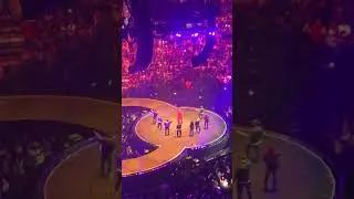 USHER - SUPERSTAR LIVE IN PHILLY 8/30/24 🔥😳🔥 #trending #shorts #usher #philadelphia #hiphop #short