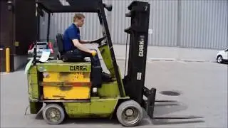 Clark ECS30 Forklift With 42
