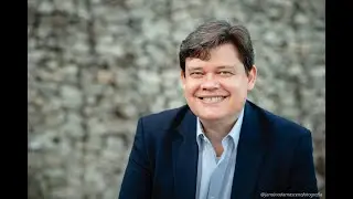 Currículo em vídeo - Edgard Speziali