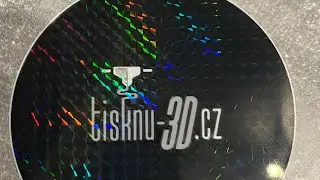 Holografická vrstva na tisknu-3D.cz