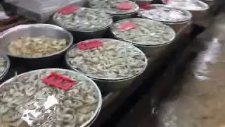 Продуктовый рынок в Паттайе. Тайланд март 2017