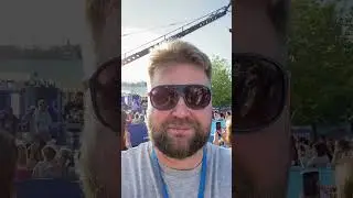 Под песню «Синий иней» 