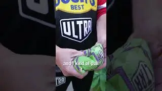 How to grip a cornhole bag #acl