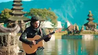 Vicki Zhao - Hao Xiang Hao  Xiang (cover) fingerstyle guitar  ost kabut cinta by Gova Gionino